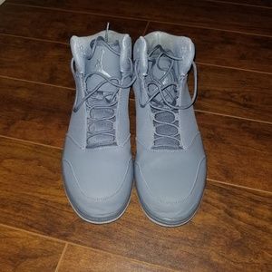 Gray jordans size 13